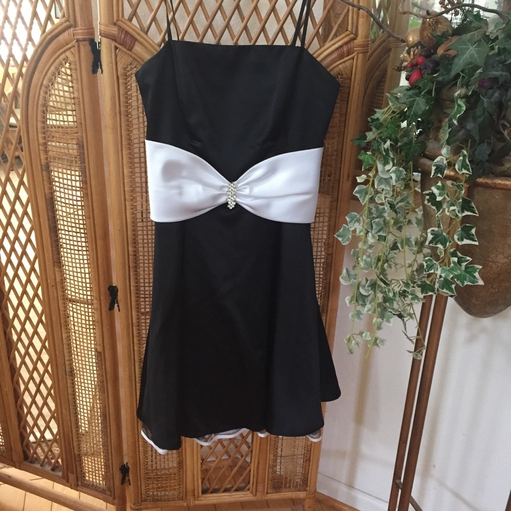 Betsy & Adam Satin Black and White Formal Gown